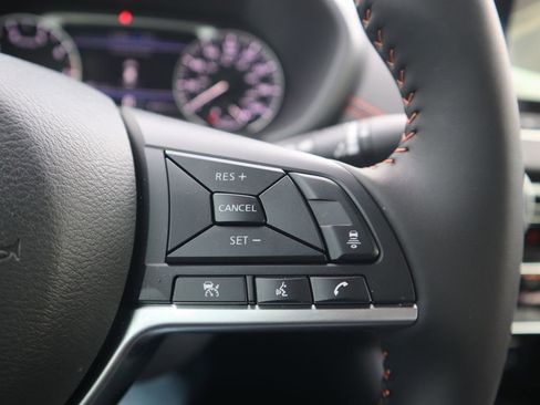 Used 2025 Nissan Sentra SR image 20