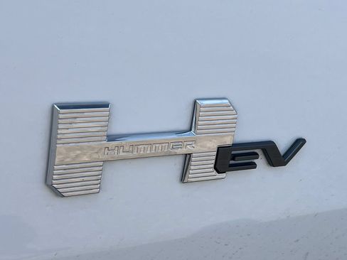 New 2025 GMC Hummer EV 2X AWD/4WD image 2