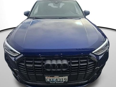 Used 2023 Audi Q3 2.0T Premium Plus image 2