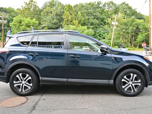Used 2017 Toyota RAV4 LE w/ Carpet Mat Package AWD/4WD image 6