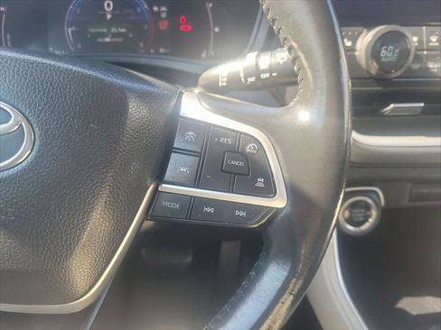 Certified 2024 Toyota Grand Highlander XLE image 50