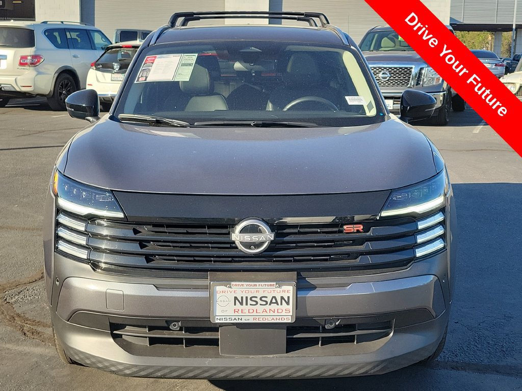 Used 2026 Nissan Kicks SR w/ SR Premium Package FWD image 34