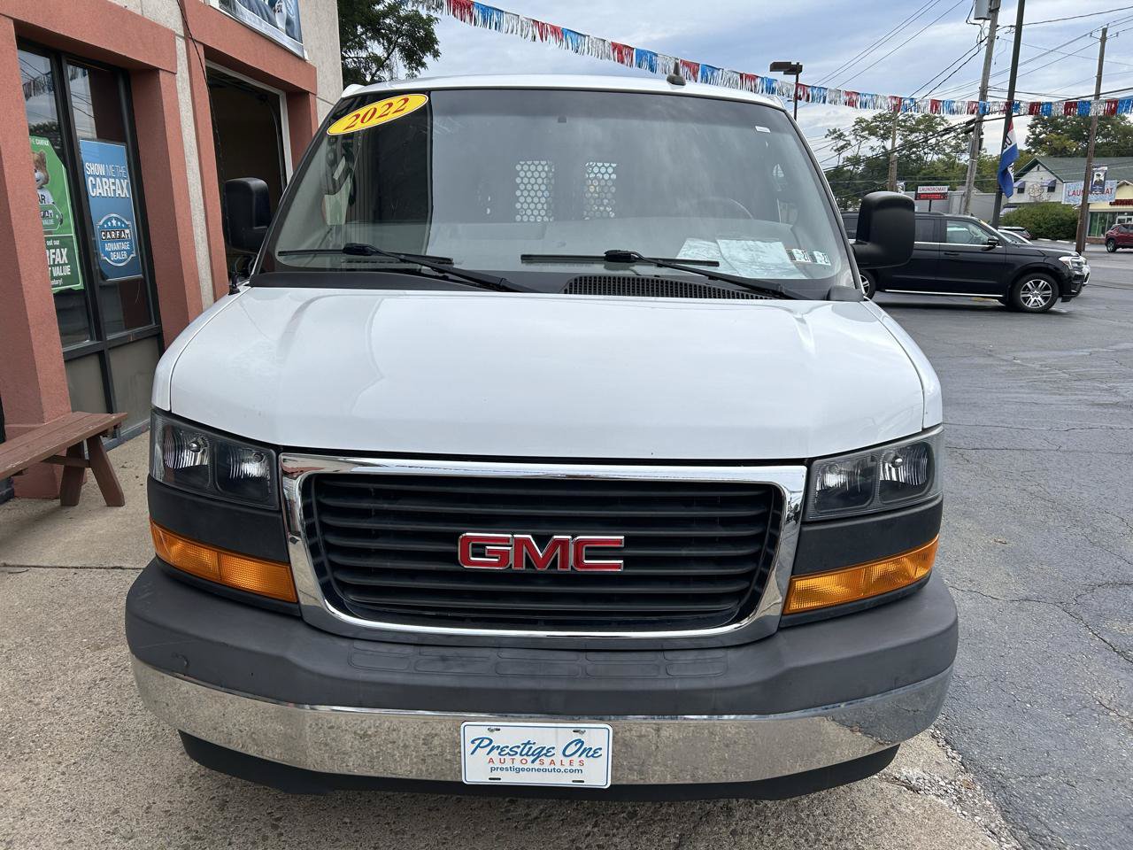 Used 2022 GMC Savana 2500 w/ Driver Convenience Package RWD image 8