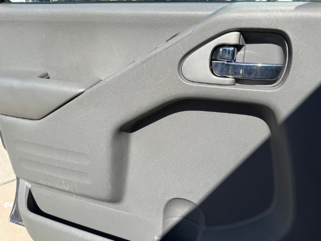 Used 2017 Nissan Frontier SV RWD image 18