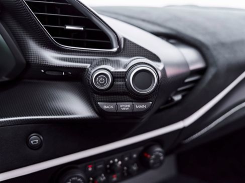 Used 2020 Ferrari 488 Pista Coupe RWD image 94
