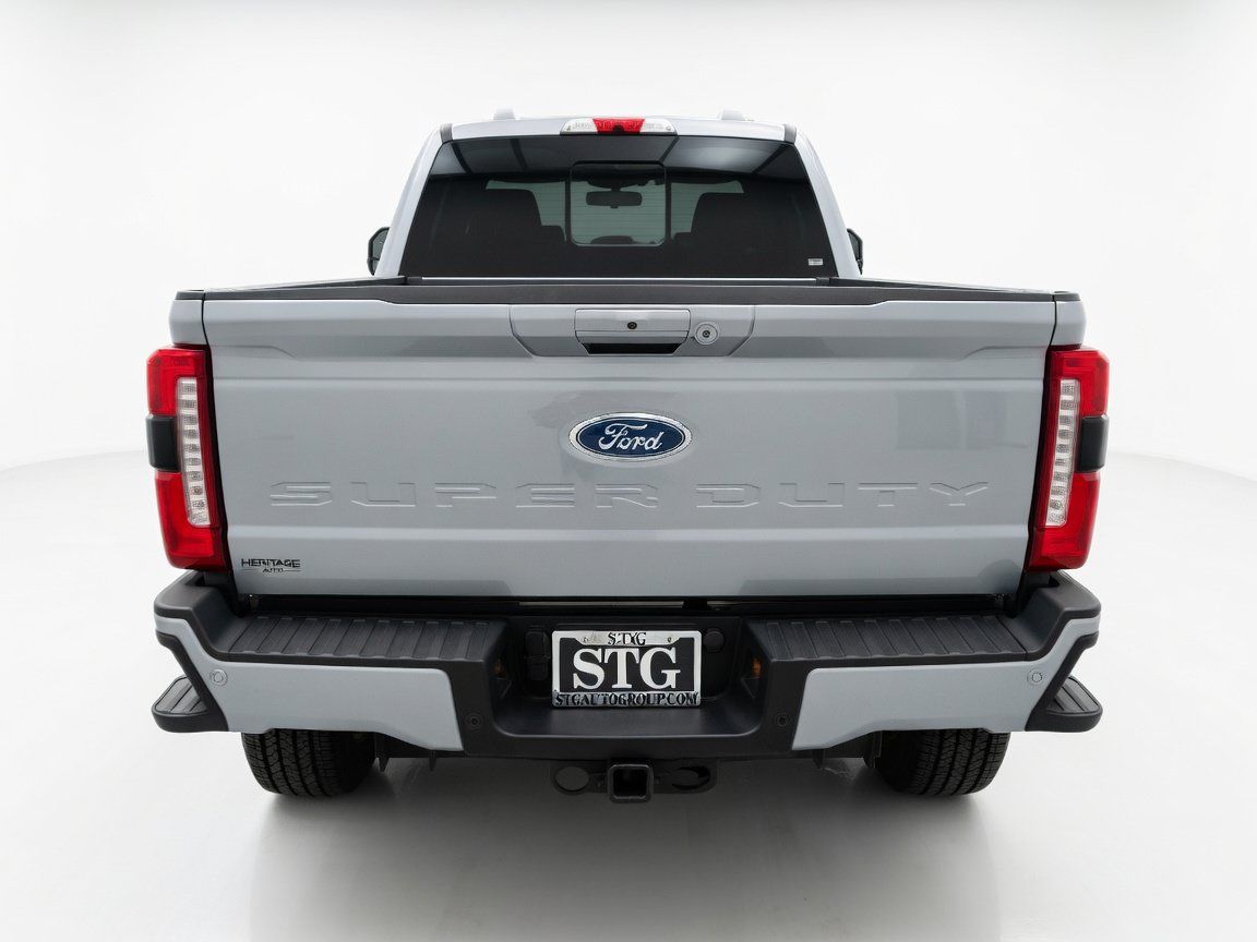 Used 2024 Ford F350 Lariat w/ Black Appearance Package AWD/4WD image 5