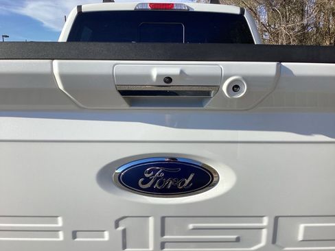 Used 2021 Ford F150 Lariat w/ Equipment Group 502A High image 12