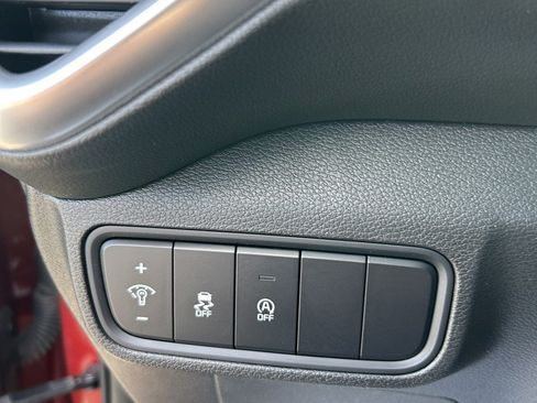 Used 2024 Kia Soul LX w/ Option Group 015 FWD image 14