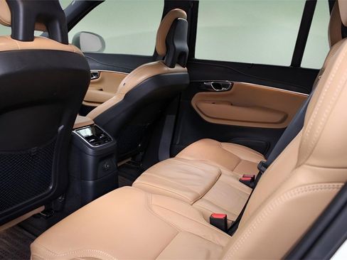 Certified 2021 Volvo XC90 T8 Inscription w/ Advanced Package image 12