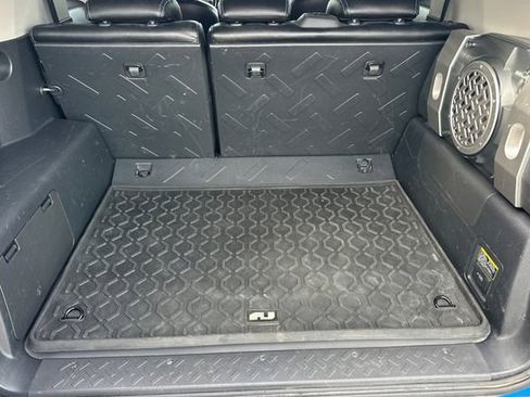 Used 2007 Toyota FJ Cruiser 4WD image 19