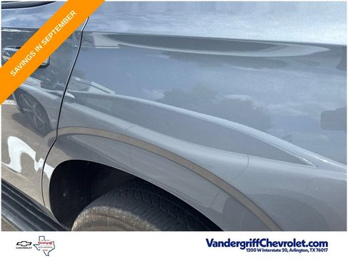 Used 2022 Chevrolet Tahoe RST w/ Luxury Package AWD/4WD image 10