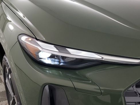 New 2026 Audi Q5 Premium image 15