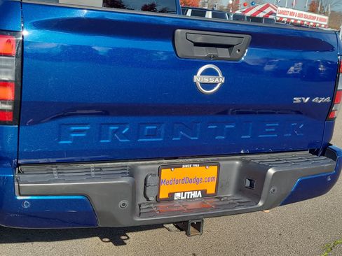 Used 2023 Nissan Frontier SV w/ SV Convenience Package image 15