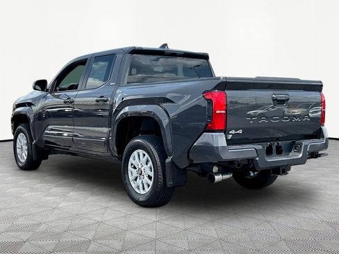 Used 2026 Toyota Tacoma SR5 AWD/4WD image 4