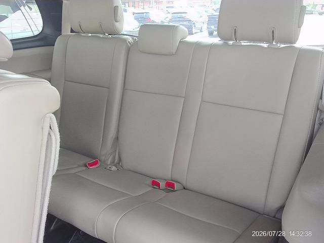 Used 2013 Toyota Sequoia Limited AWD/4WD image 5
