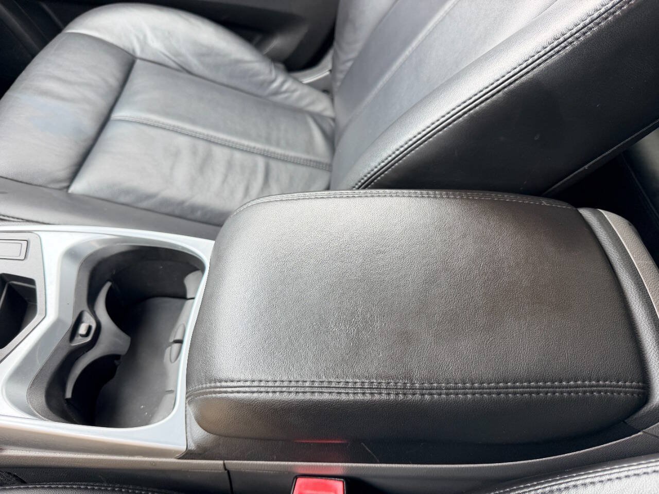 Used 2011 Cadillac SRX 2WD image 37