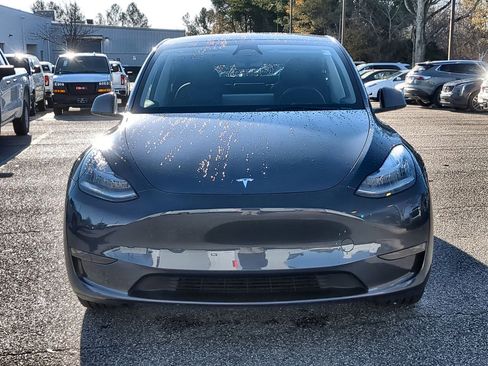 Used 2023 Tesla Model Y Long Range image 3