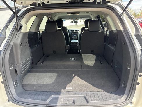 Used 2015 Chevrolet Traverse LT FWD image 29