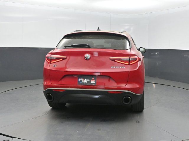 Used 2023 Alfa Romeo Stelvio Sprint AWD/4WD image 37