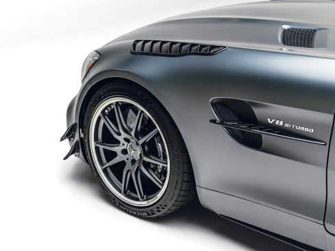 Used 2020 Mercedes-Benz AMG GT R image 17