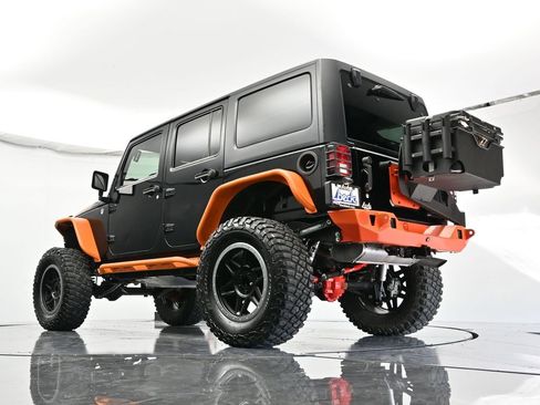 Used 2015 Jeep Wrangler Unlimited Sport w/ Connectivity Group image 45