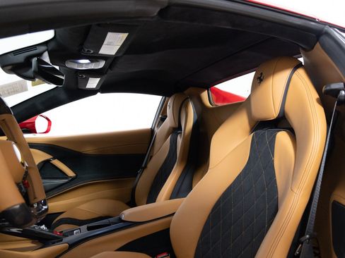 Used 2022 Ferrari 812 GTS RWD image 19