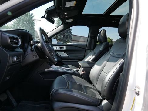 Used 2020 Ford Explorer ST w/ ST Street Pack AWD/4WD image 12