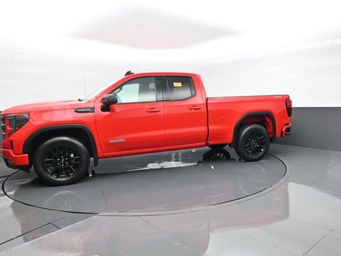 Used 2023 GMC Sierra 1500 Elevation AWD/4WD image 5