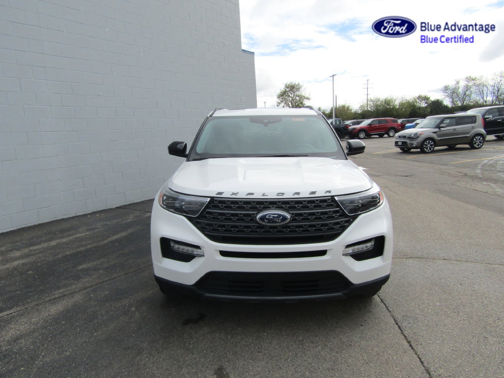 Certified 2023 Ford Explorer XLT w/ Equipment Group 202A AWD/4WD image 14