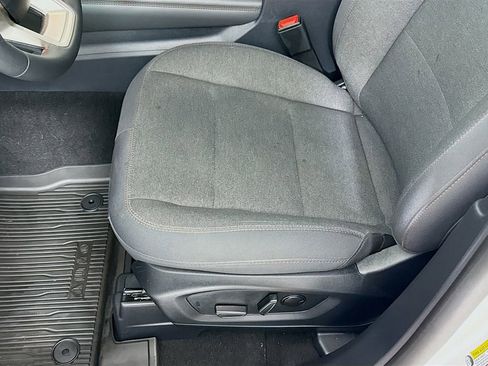 Used 2025 Ford Explorer Active RWD image 13