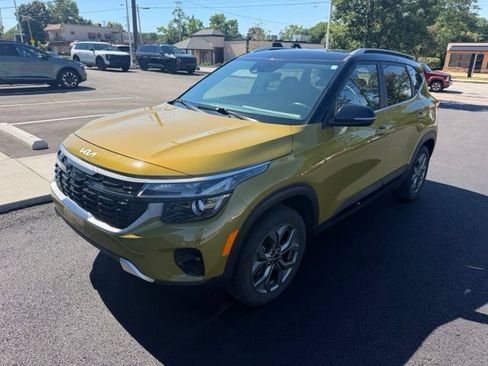 Certified 2024 Kia Seltos S AWD/4WD image 2