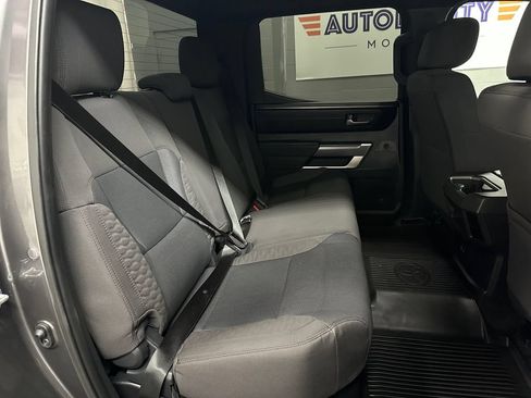 Used 2025 Toyota Tundra SR5 w/ SR5 Convenience Package AWD/4WD image 22
