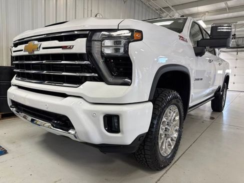 Used 2025 Chevrolet Silverado 2500 LTZ w/ Z71 Chrome Sport Edition AWD/4WD image 44