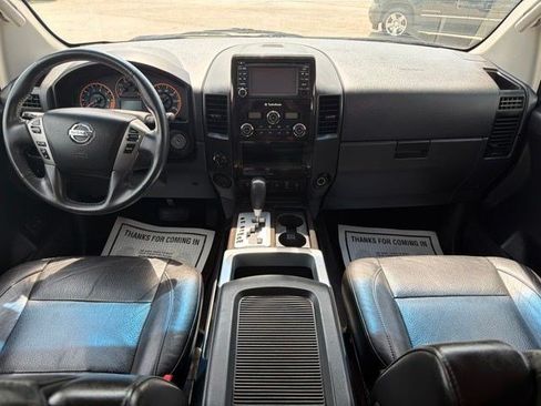 Used 2014 Nissan Titan SL AWD/4WD image 27
