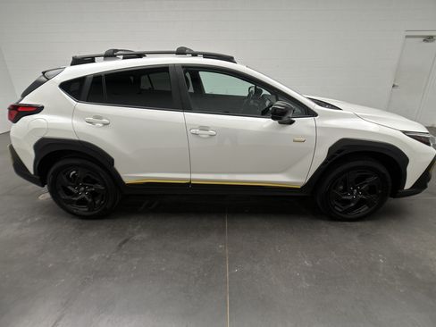 Used 2024 Subaru Crosstrek 2.5i Sport w/ Crosstrek Mirror Package AWD/4WD image 10