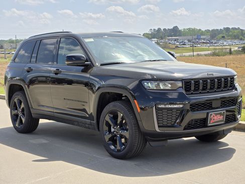 New 2026 Jeep Grand Cherokee Limited w/ Limited Altitude Package AWD/4WD image 1