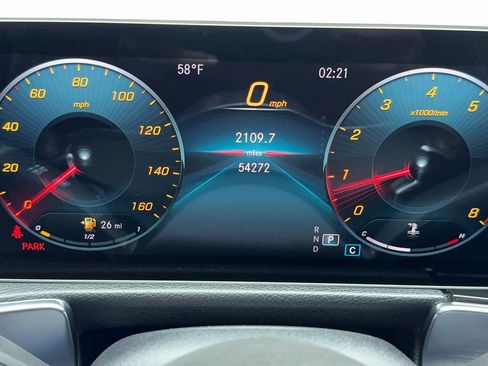 Used 2020 Mercedes-Benz GLB 250 w/ AMG Line image 19