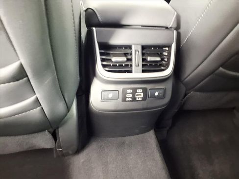 Certified 2025 Subaru Outback Limited image 13