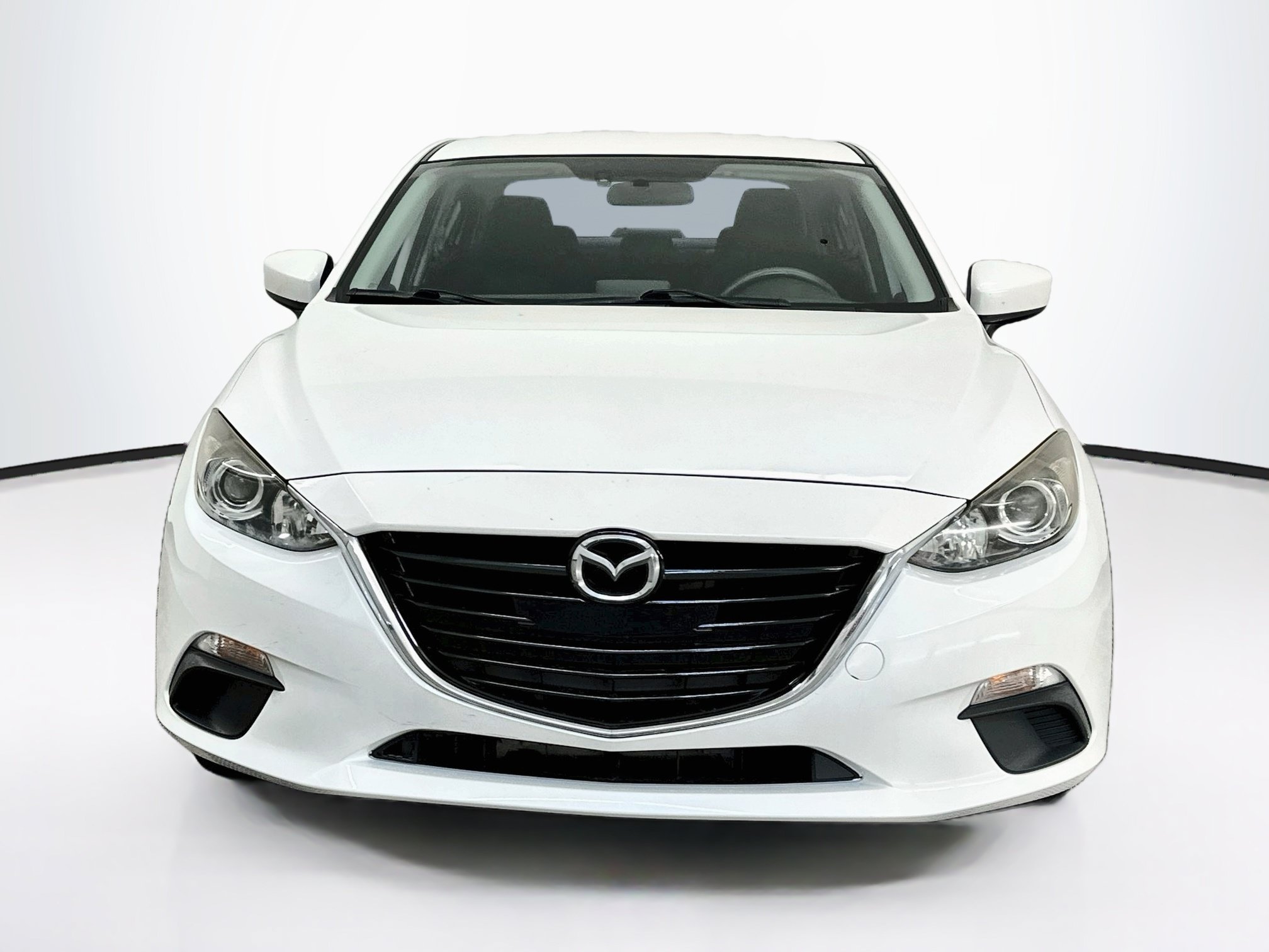 Used 2016 MAZDA MAZDA3 i Sport w/ Preferred Equipment Package FWD image 2