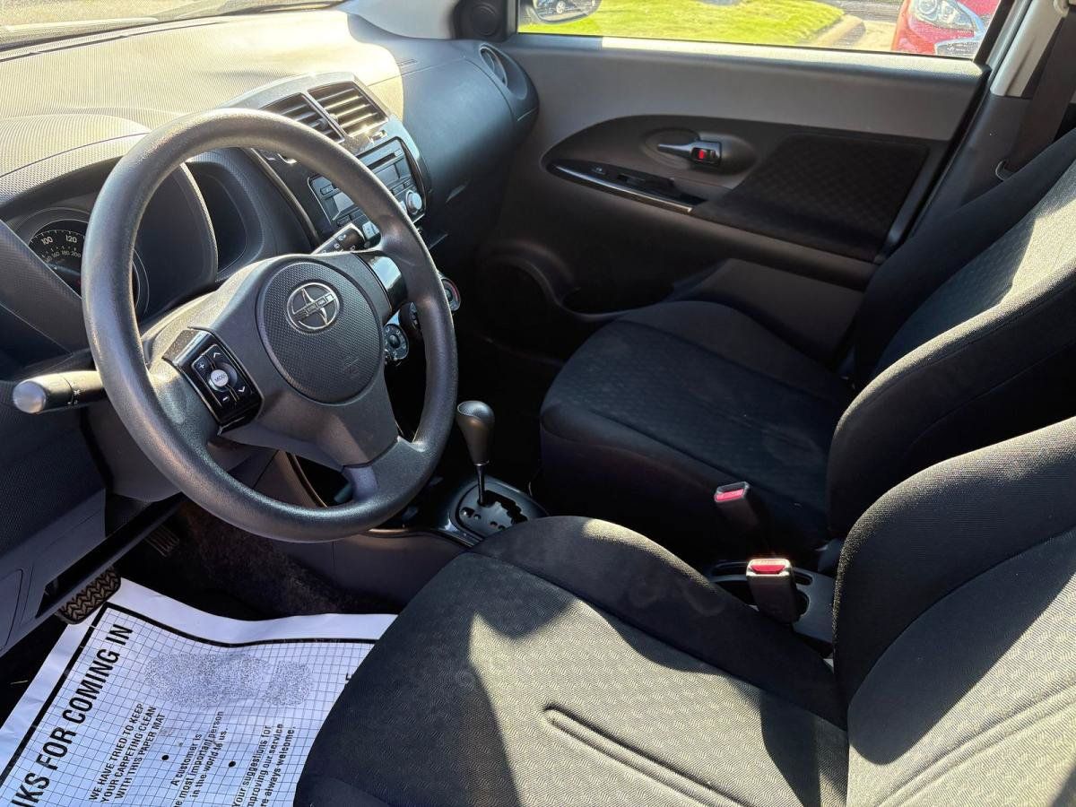 Used 2009 Scion xD FWD image 10