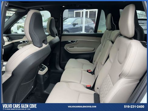Used 2025 Volvo XC90 T8 Plus AWD/4WD image 10