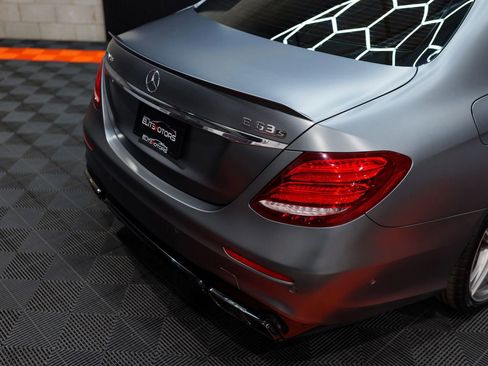 Used 2019 Mercedes-Benz E 63 AMG S image 22