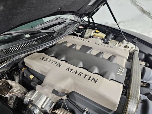 Used 2004 Aston Martin Vanquish RWD image 19