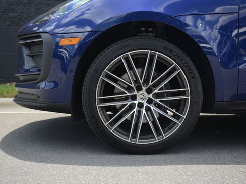 Certified 2026 Porsche Macan AWD/4WD image 46