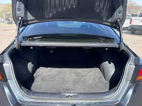 Used 2022 Nissan Altima 2.5 SL image 7