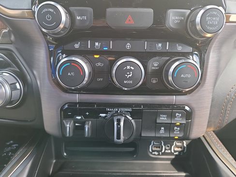 Used 2022 RAM 1500 Limited w/ Trailer Tow Group AWD/4WD image 20