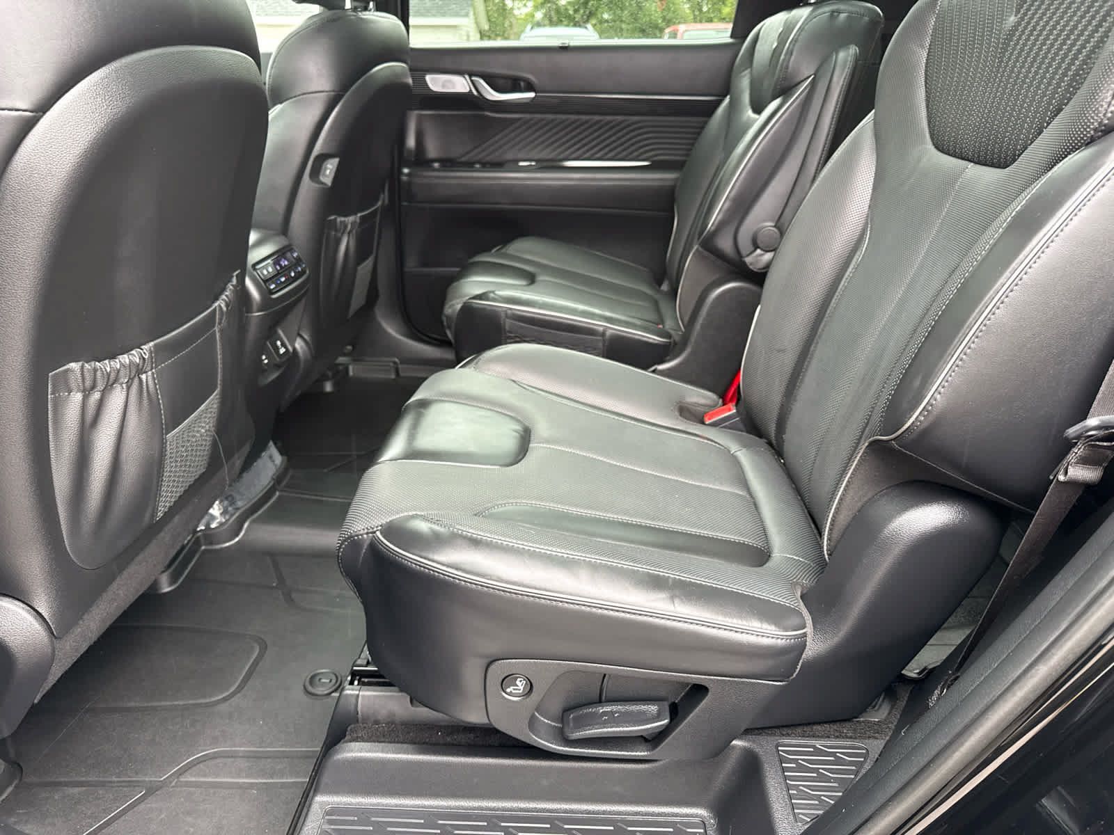 Used 2024 Hyundai Palisade Calligraphy AWD/4WD image 13