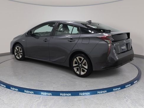 Used 2016 Toyota Prius Three Touring FWD image 8