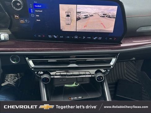 Certified 2024 Chevrolet Traverse RS image 36