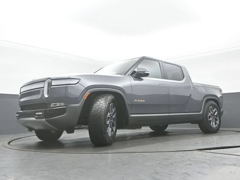 Used 2024 Rivian R1T Adventure AWD/4WD image 30